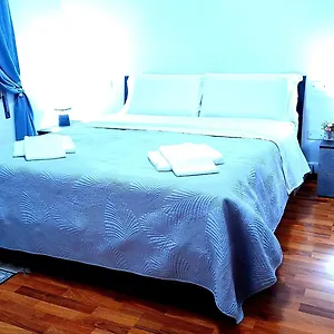 Проживание в семье Venice 